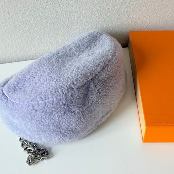 BY FAR Baby Cush‎ Lilac Shearling Chain Strap Shoulder Bag - Picture 5 of 7